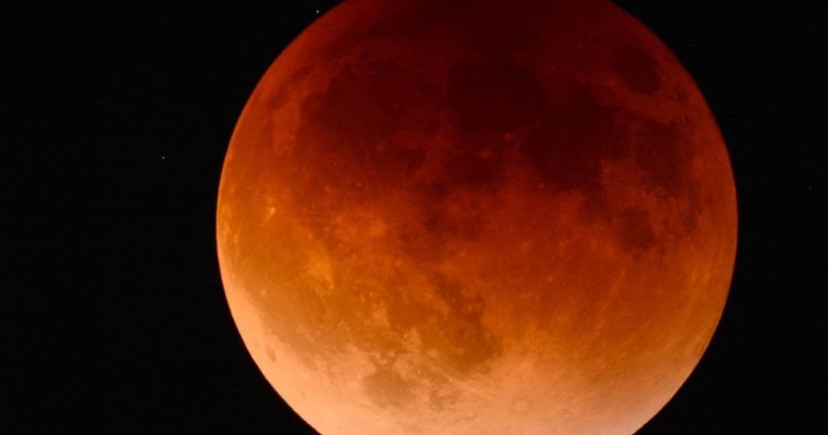 Último eclipse lunar total até 2021 poderá ser visto no Brasil nesta madrugada