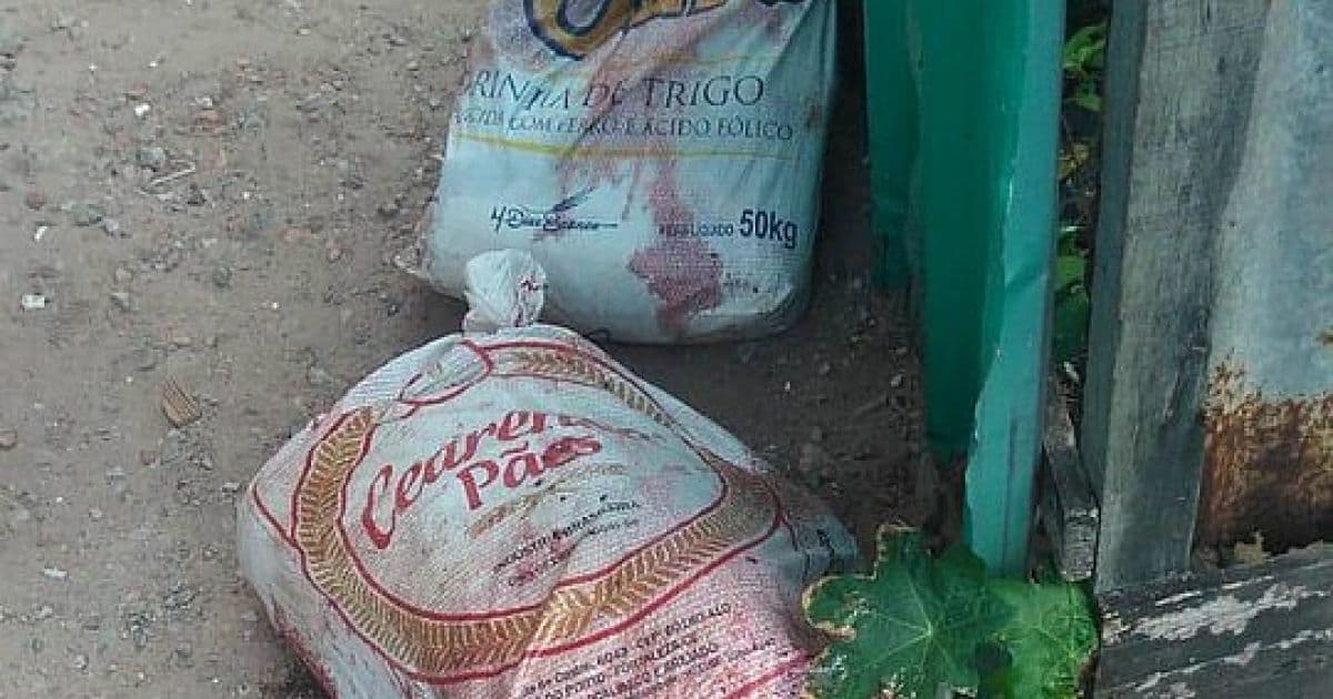 Sacos com corpo esquartejado são encontrados por moradores no Lobato