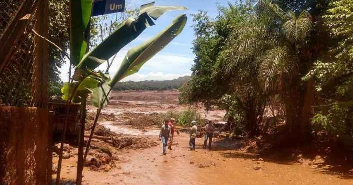 Rompimento de barragem em Brumadinho deixa ao menos duas pessoas feridas