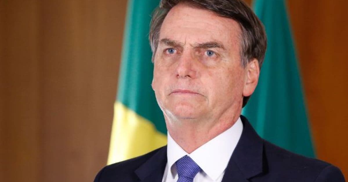 Bolsonaro se interna neste domingo para retirada de bolsa de colostomia