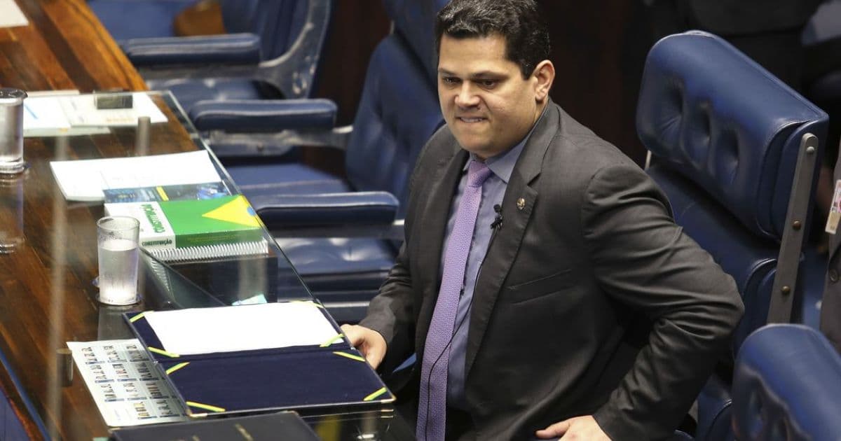 PF será acionada por Alcolumbre para apurar suspeita de fraude em eleição do Senado