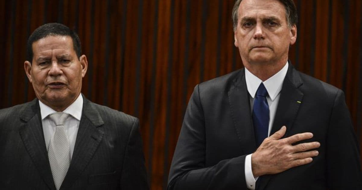 Pesquisa indica que mais da metade dos brasileiros não sabe quem é o vice de Bolsonaro