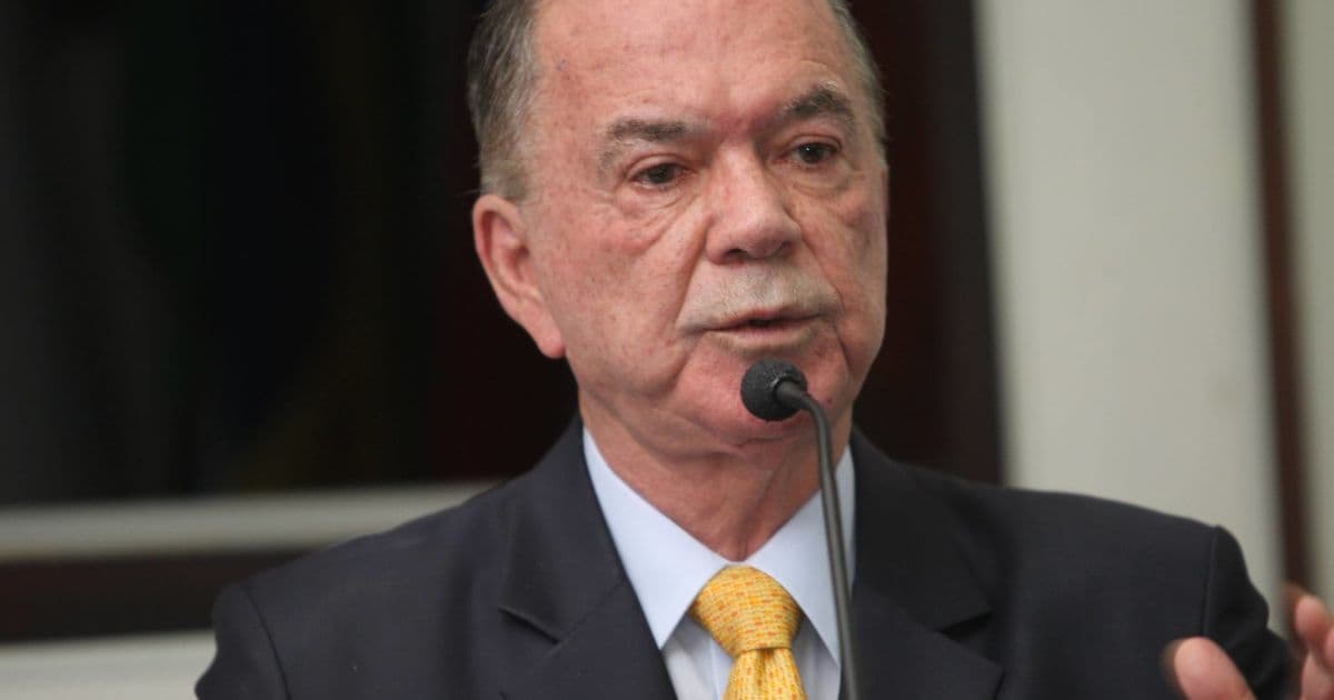 'Os caras não trabalham no governo Bolsonaro. Só trocam torpedos', diz João Leão