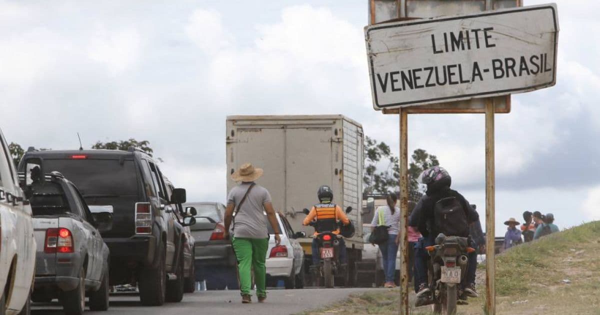 Venezuelanos compram até gasolina no Brasil após reabertura de fronteira