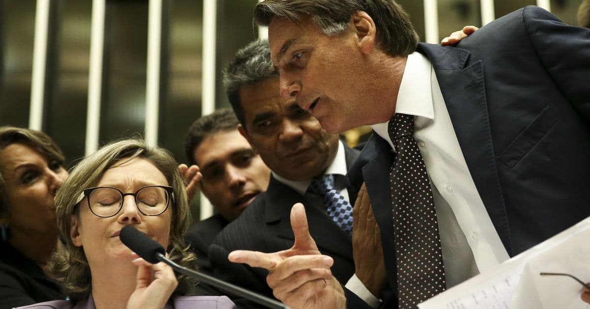 Após determinação da Justiça, Bolsonaro se desculpa publicamente com Maria do Rosário