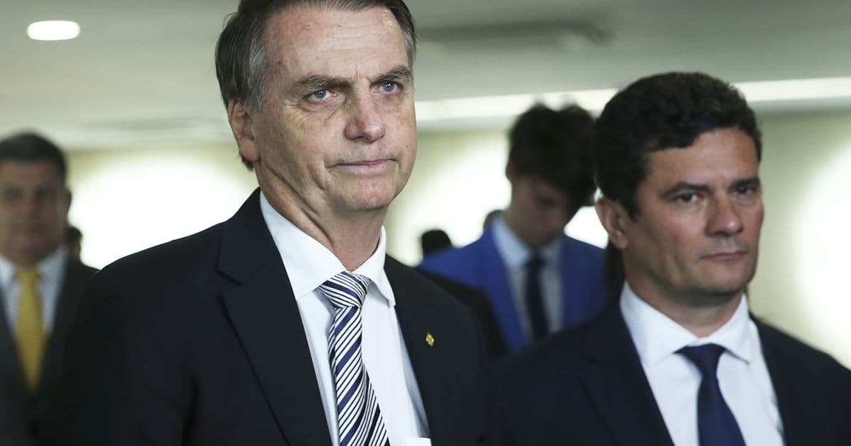 Bolsonaro defende Moro como ‘patrimônio nacional’: ‘Se depender de mim, não sai’