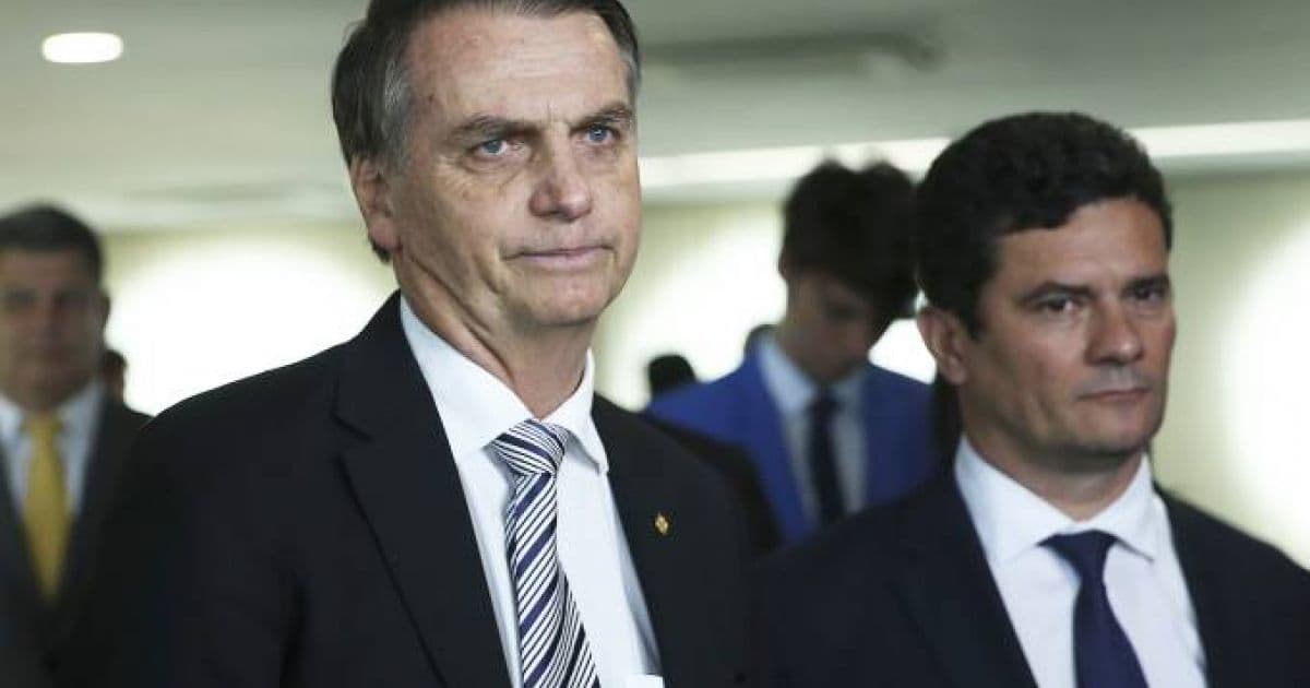Bolsonaro dá 'nota 10' para Moro, após atuação de ministro em audiência no Senado
