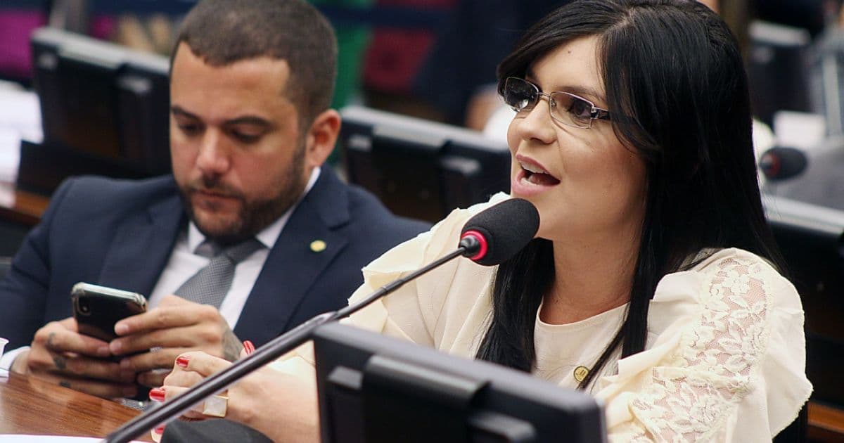 Dayane Pimentel defende Bolsonaro sobre trabalho infantil: 'Melhor que marginal infantil'