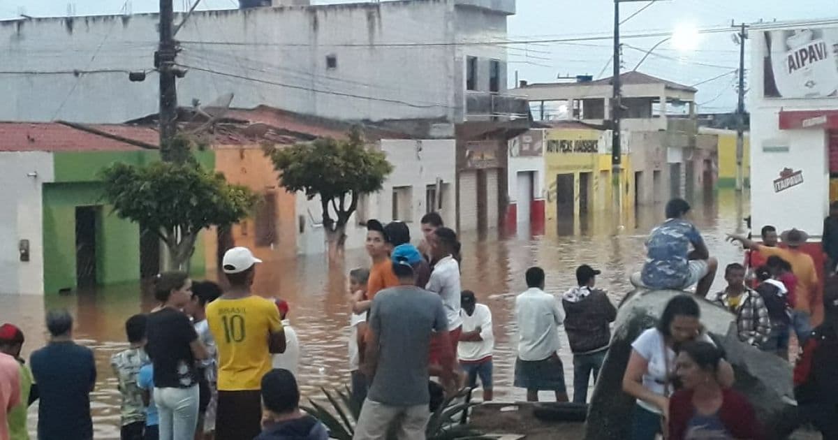 Prefeitura de Salvador envia ambulâncias para atender vítimas de rompimento de barragem
