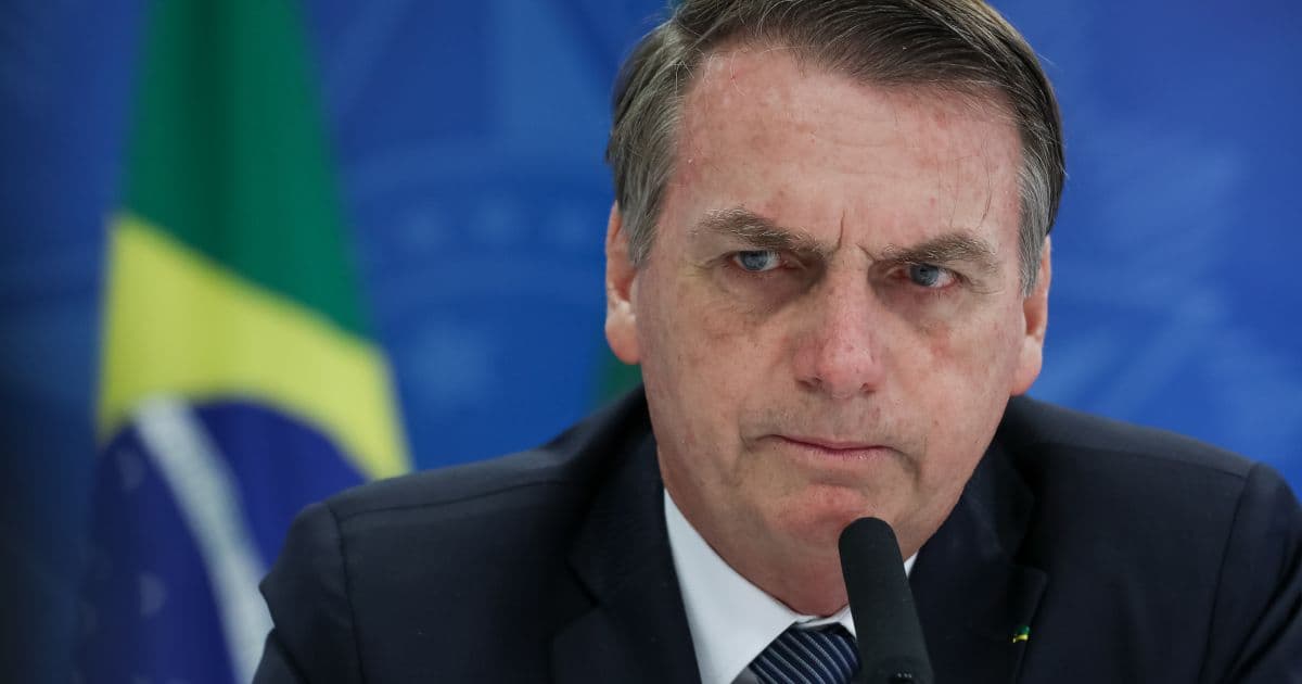 Bolsonaro anuncia novo corte de R$ 2,5 bi no orçamento, mas não especifica ministério