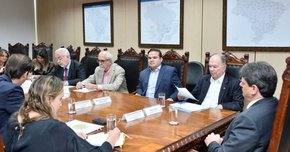 Vice-governador se reúne com ministro de Bolsonaro dois dias após polêmica inauguração
