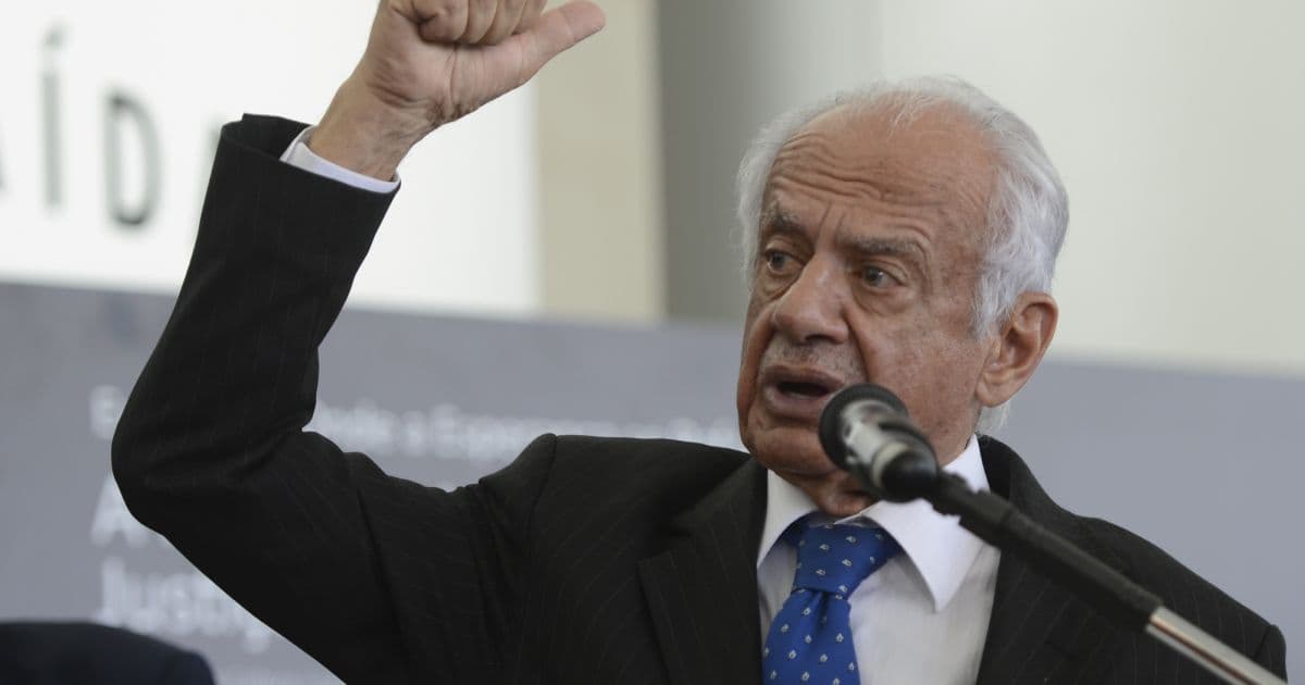 Em crise, MDB corre risco de 'desaparecer', avalia ex-governador Pedro Simon 