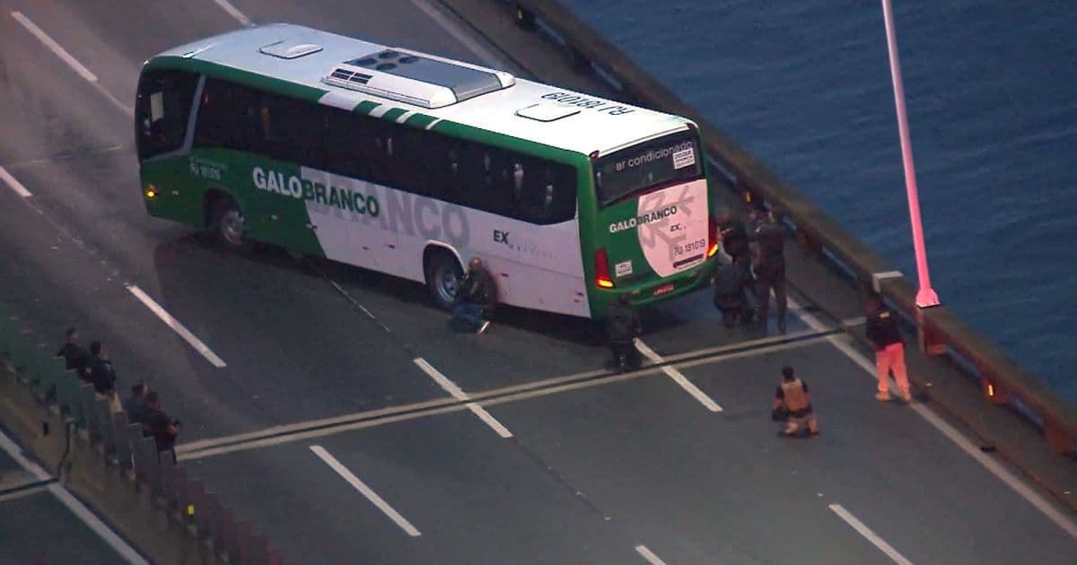 Homem armado faz reféns em ônibus na Ponte Rio-Niterói