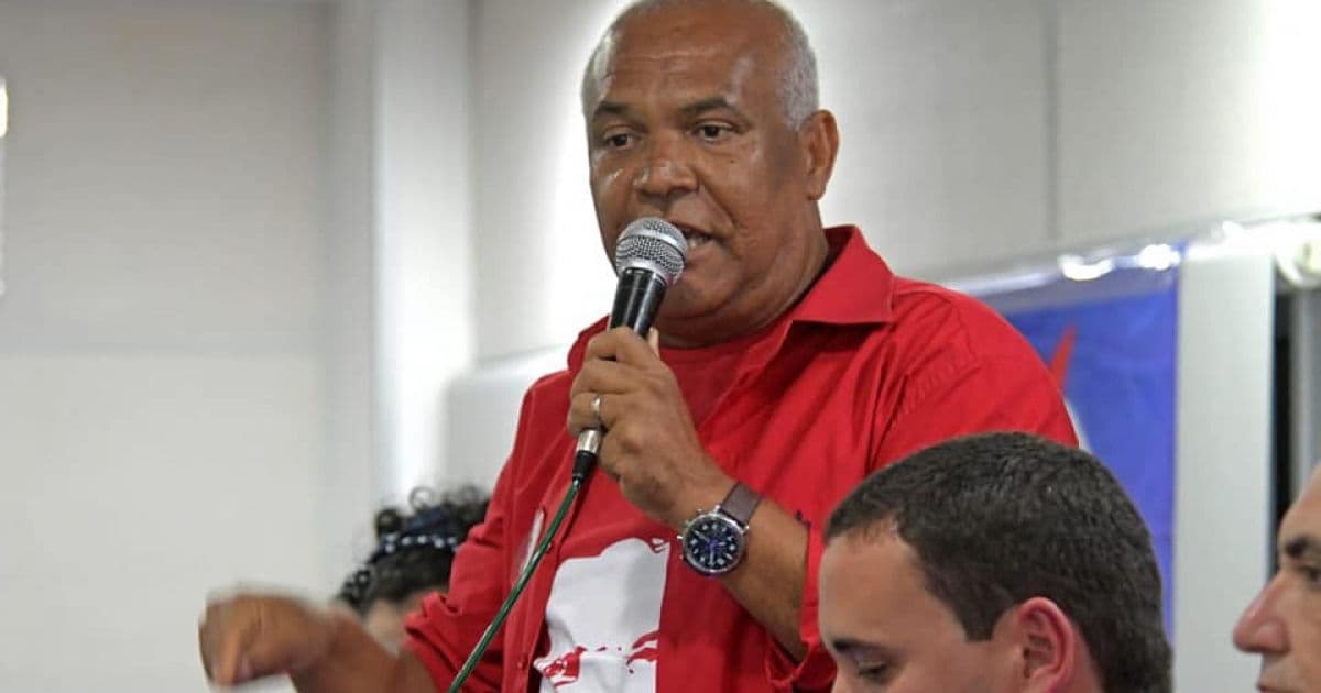 'É uma decisão de foro íntimo', diz presidente do PT sobre Moisés se licenciar do partido 