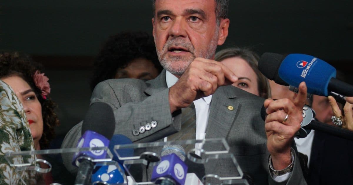 Líder do PCdoB critica intenção do governo Bolsonaro de criar novo imposto 