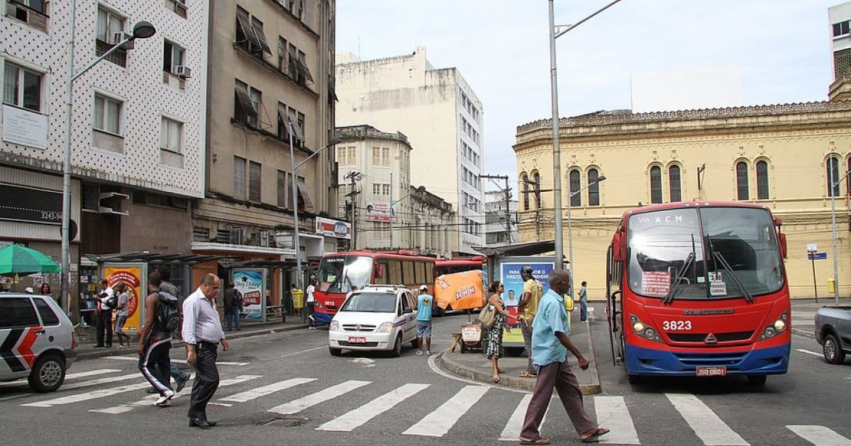 Ônibus urbanos voltam a circular até a final de linha da Rua Chile