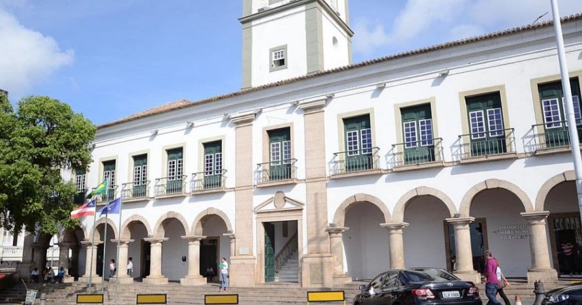 Prefeitura sanciona lei que reajusta salários de servidores da Câmara de Salvador