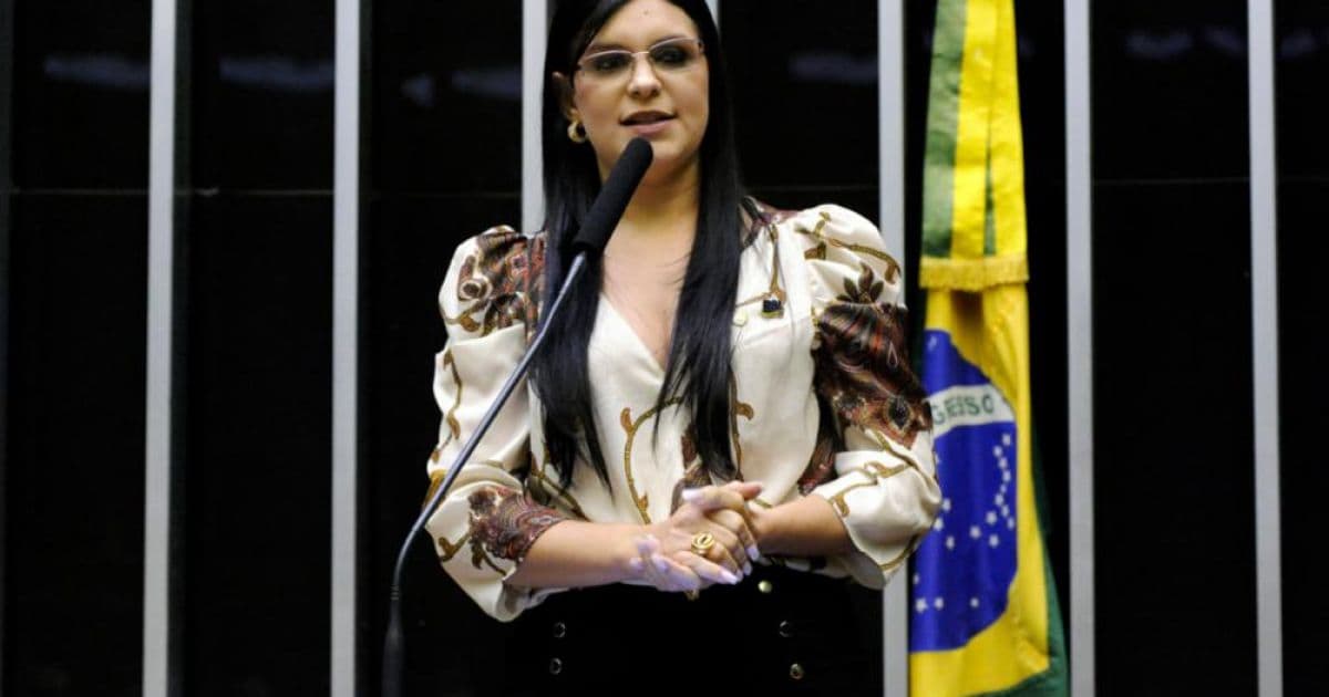 Possível ruptura de Dayane com grupo de Bolsonaro anima cúpula da prefeitura