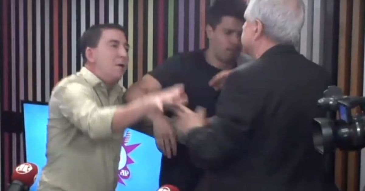 Glenn chama Augusto Nunes de covarde e jornalista da Veja agride colega ao vivo; assista