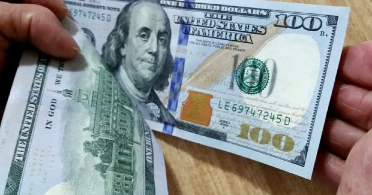 Dólar fecha a R$ 4,20, maior valor nominal de fechamento da história