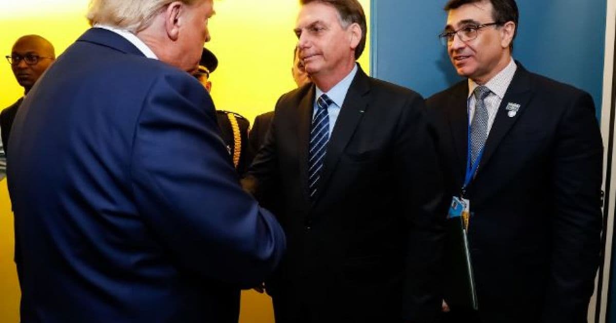 Trump anuncia restauração de tarifas de aço para o Brasil após desvalorização do real