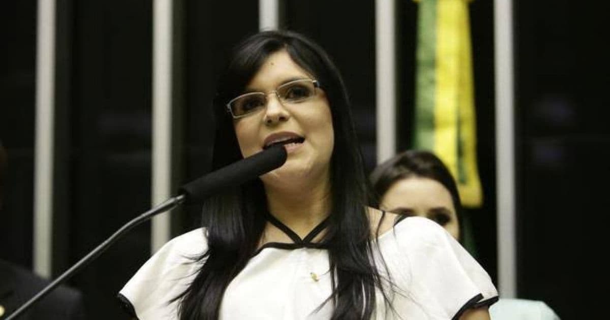 PSL confirma pré-candidatura em Feira e Dayane Pimentel deve enfrentar Pastor Tom