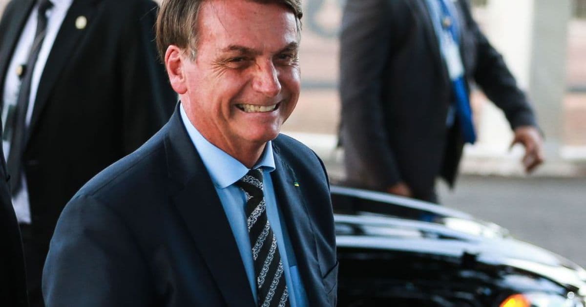 Previsto em Lei, Bolsonaro chama de 'voluntário' repasses do leilão do pré-sal