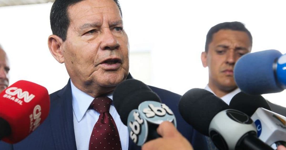 Mourão contradiz Bolsonaro e diz posição do governo 'é uma só': isolamento 