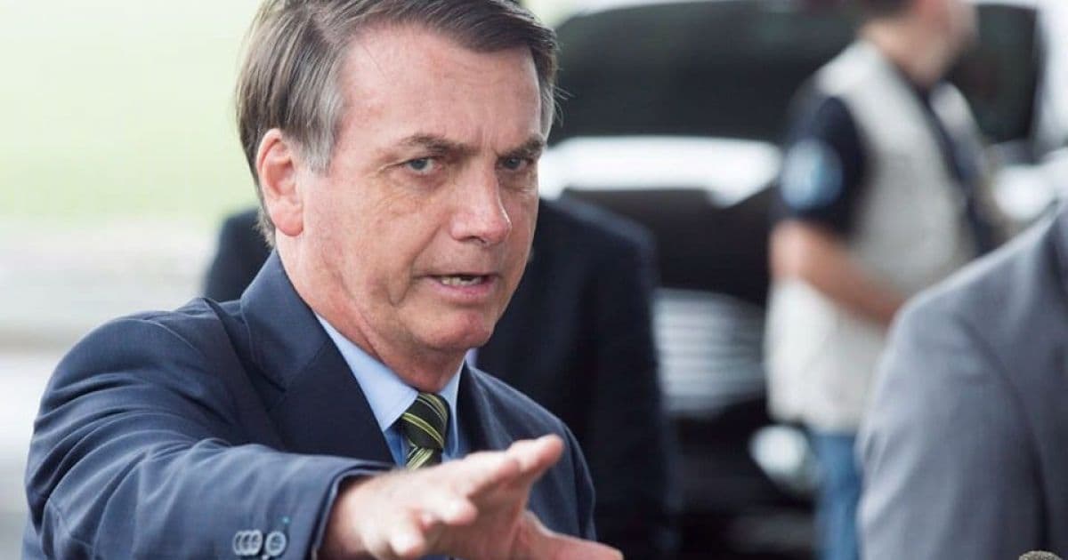  Bolsonaro diz que é 'provocação' pergunta sobre estado de saúde de segurança com Covid-19