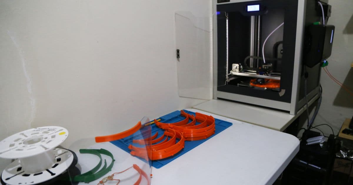 Covid-19: Prefeitura disponibiliza impressoras 3D para produção de protetores faciais