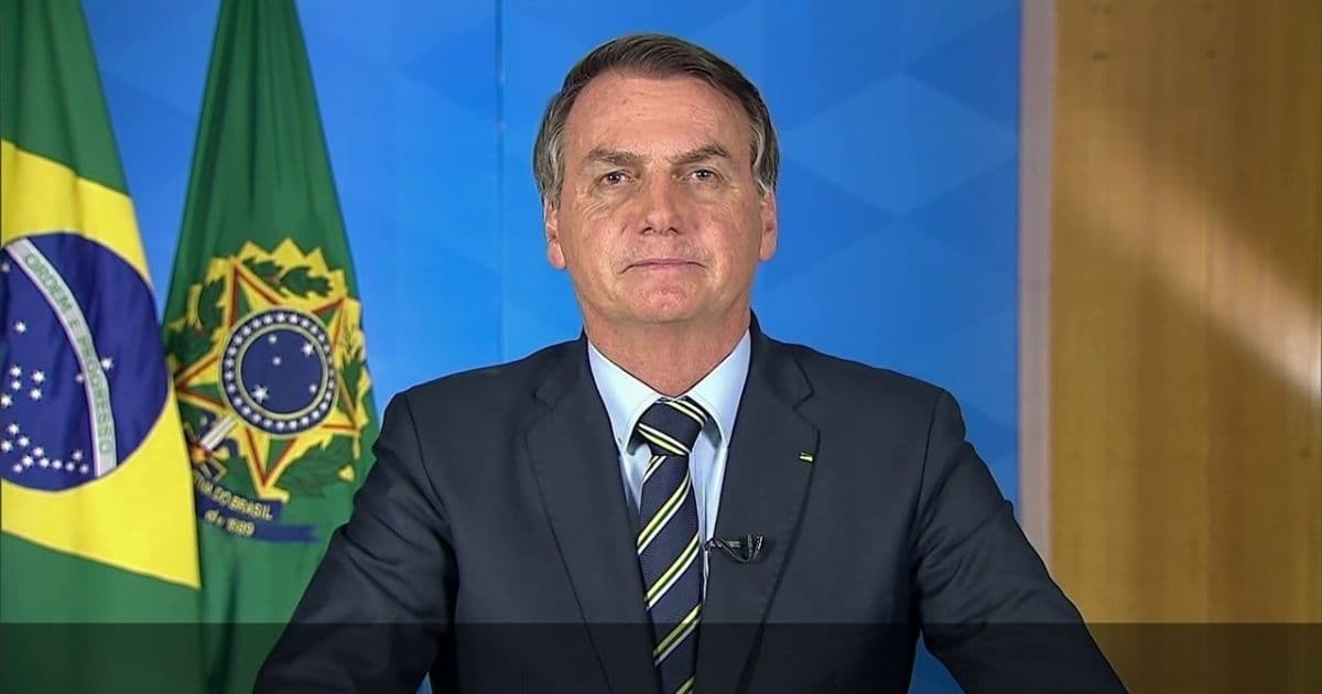 Bolsonaro diz que governo 'começa a pagar' R$ 600 para informais na próxima semana