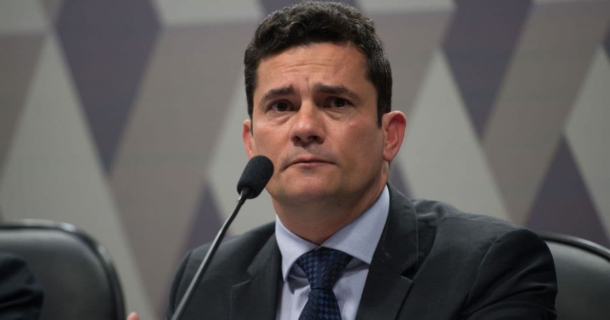 'Bolsonaro quer alguém que repasse informações no comando da PF', diz Moro 