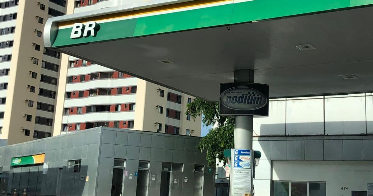 Preço da gasolina tem redução nos postos de Salvador
