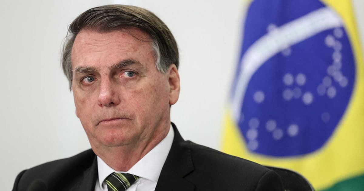 Bolsonaro diz que se mostrar o vídeo inteiro de reunião com Moro 'complica a situação'