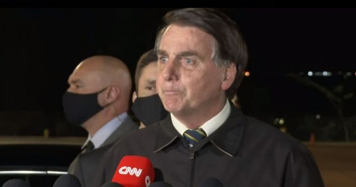 'Reunião reservada', diz Bolsonaro ao comentar 'excessos' em vídeo 
