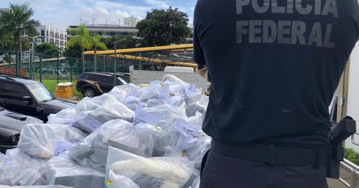 PF incinera quase 5 toneladas de cocaína apreendidas na Bahia