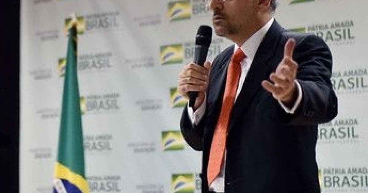 Alexandre Moraes manda Weintraub depor à PF sobre falas em reunião ministerial
