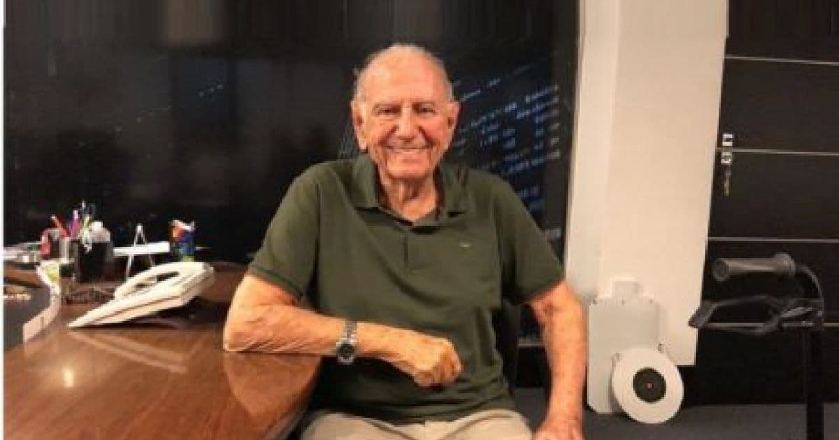 Ex-deputado Félix Mendonça, de 92 anos, é internado com diagnóstico de Covid-19