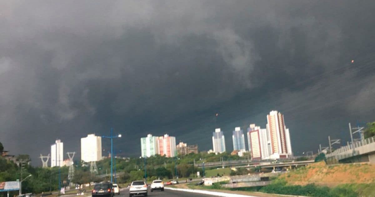 Previsão de tempo nublado e chuvas segue neste sábado em Salvador, informa Codesal