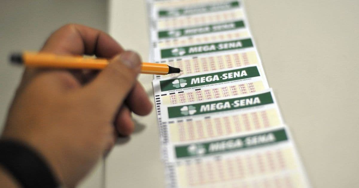 Mega-Sena acumula e deve pagar mais de R$ 40 milhões