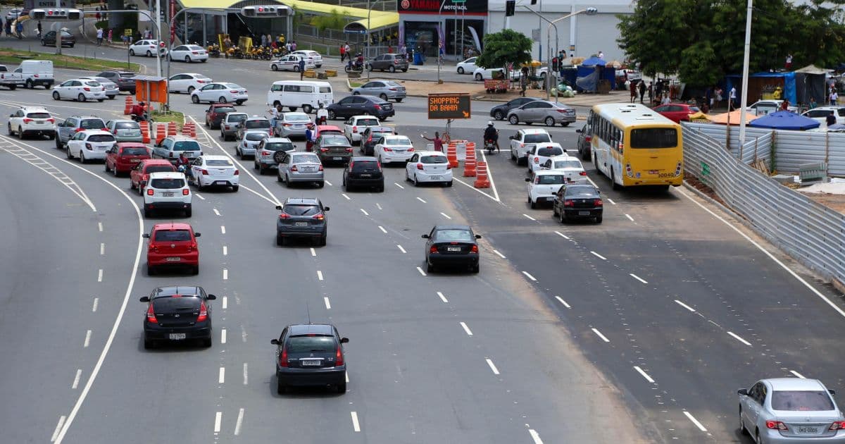 Salvador tem domingo com maior fluxo de veículos desde o início da pandemia 