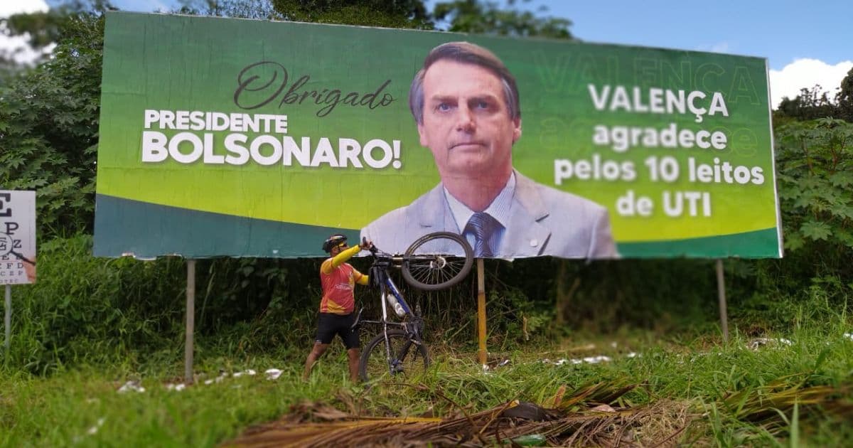 PT Bahia aciona Ministério Público contra outdoors de Bolsonaro