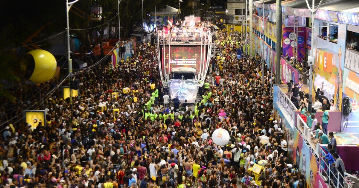 Vereadores cobram participação da Câmara no possível adiamento do Carnaval
