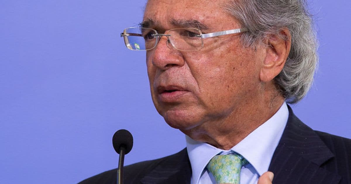 Guedes diz que crítica de Bolsonaro é carrinho que poderia ser pênalti