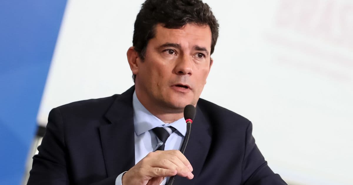 Moro cobra novo relator do inquérito que investiga interferência de Bolsonaro na PF