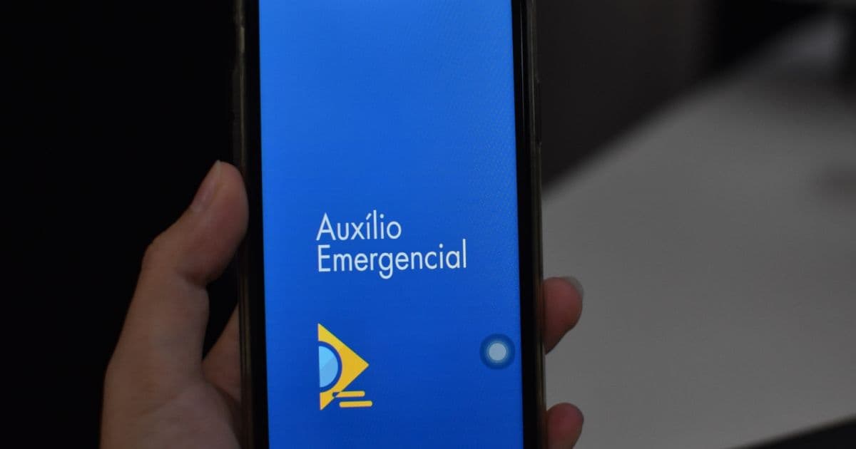 Maioria dos brasileiros acredita que auxílio emergencial deve ser mantido em 2021