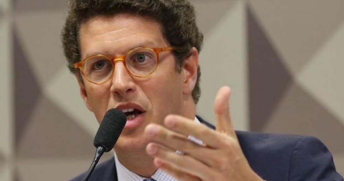 Ricardo Salles chama ministro da Secretaria de Governo de 'Maria Fofoca' em rede social