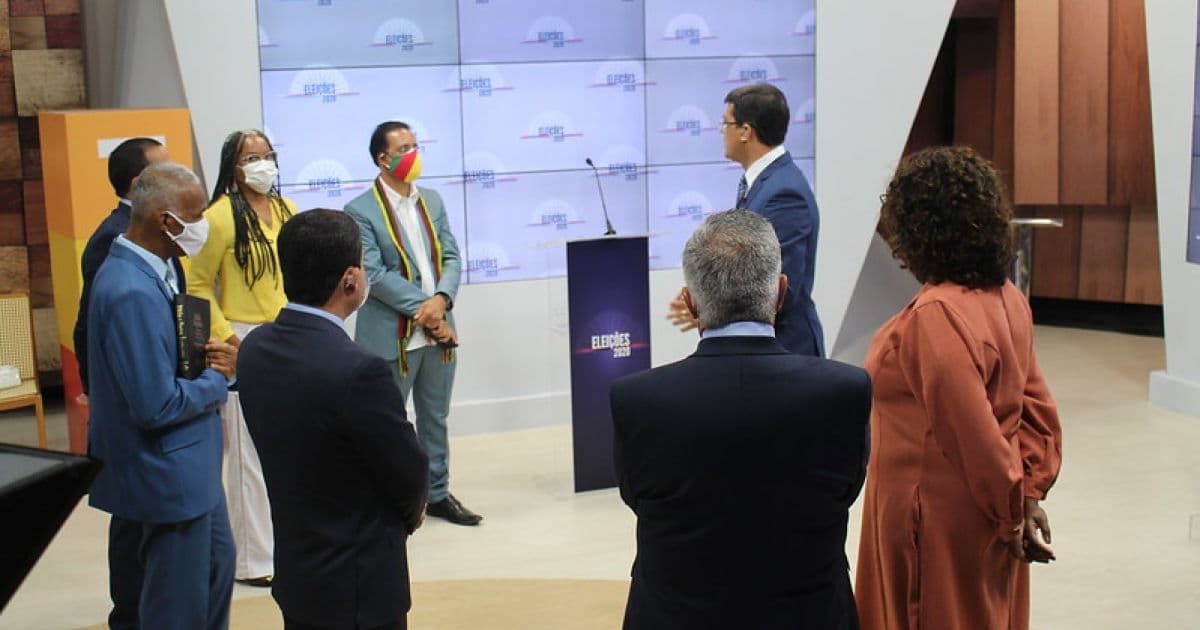 Candidatos se dividem entre ataques e autopromoção em bloco final de debate na TVE 