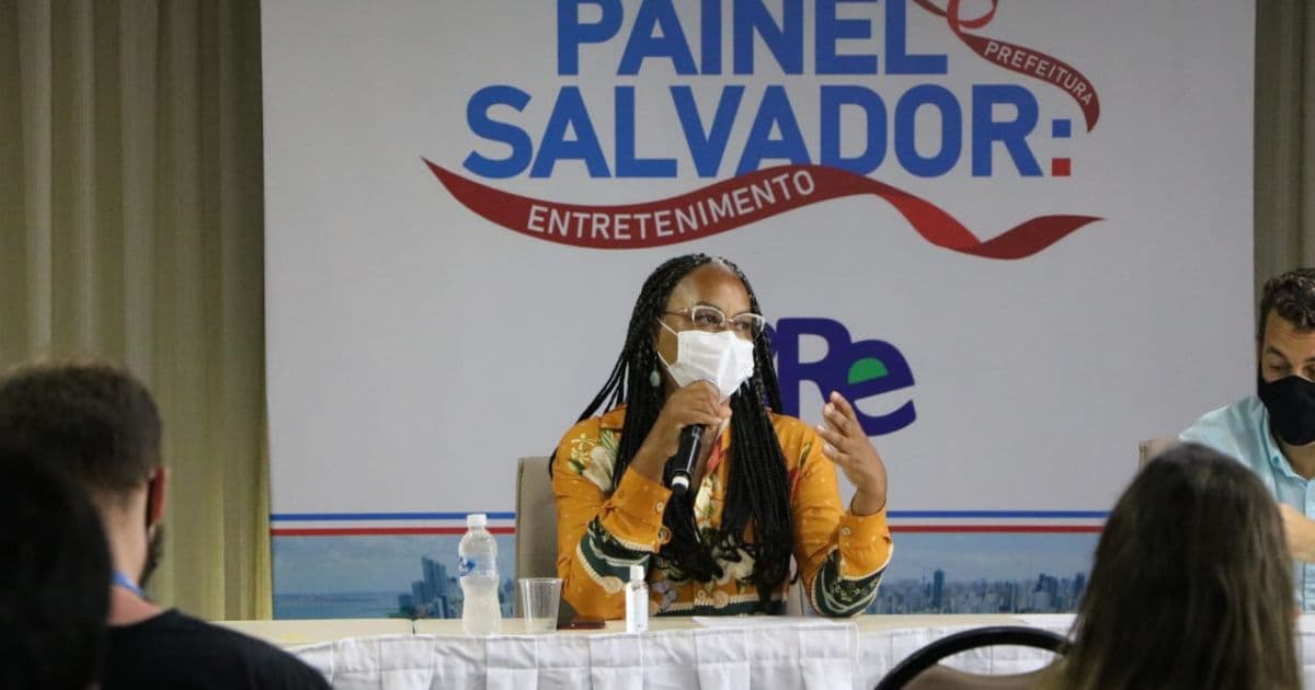 Olívia defende que prefeitura democratize oportunidades na área do entretenimento