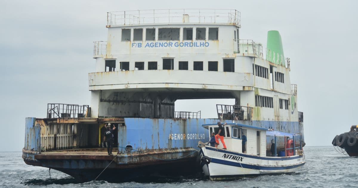 Ferry-boat Agenor Gordilho é afundado na Baía de Todos-os-Santos; veja vídeo